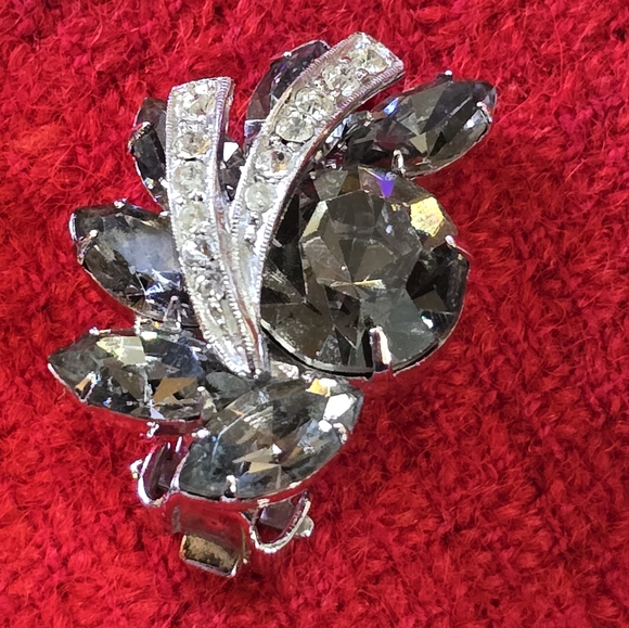 Weiss Black Diamond Rhinestone Necklace, Clip Earrings Rhodium Plating Vintage - Picture 13 of 16